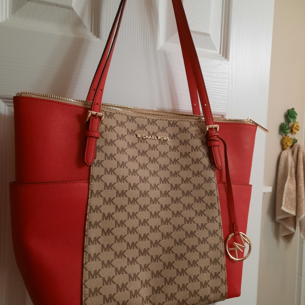 Michael Kors jet set brand new